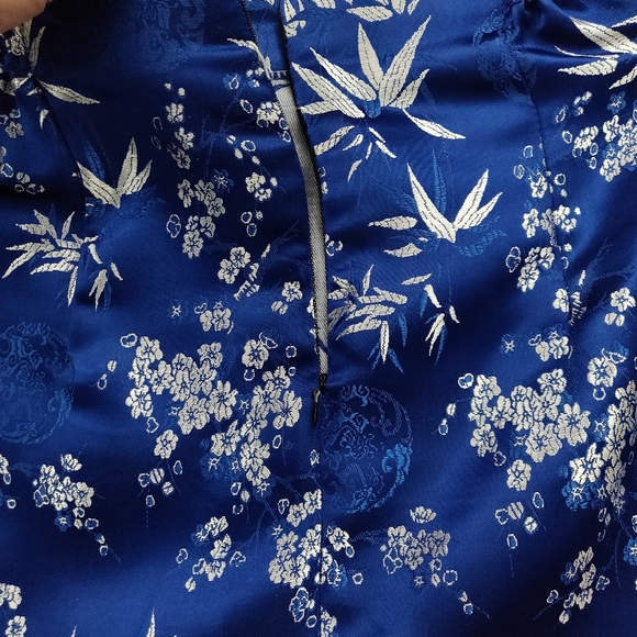 traditional Chinese dress 2 piece size small - Picture 4 of 8